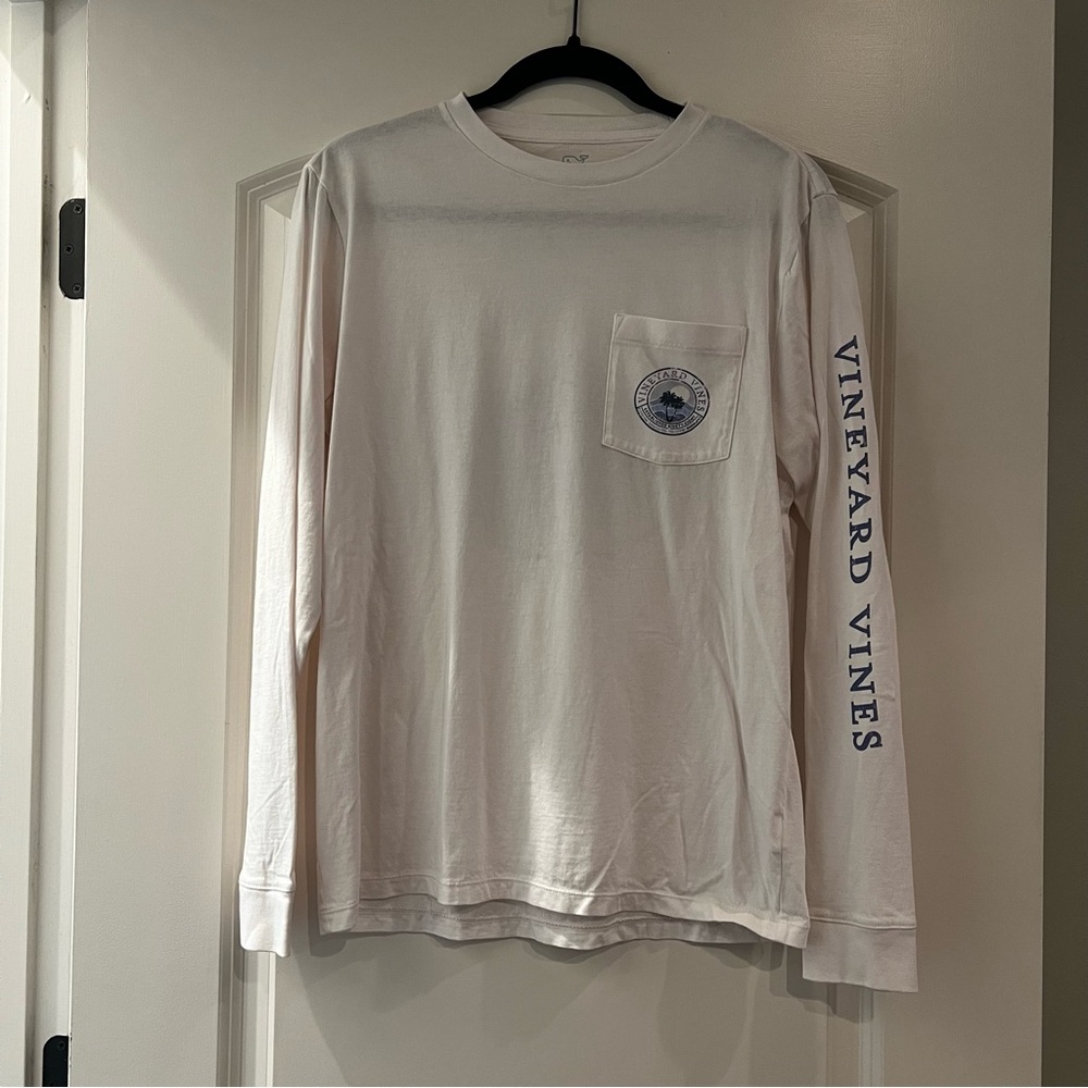 Vineyard Vines White and Blue Long Sleeve Tee